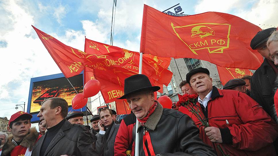 КПРФ хочет отдавить у внесистемной оппозиции московские улицы