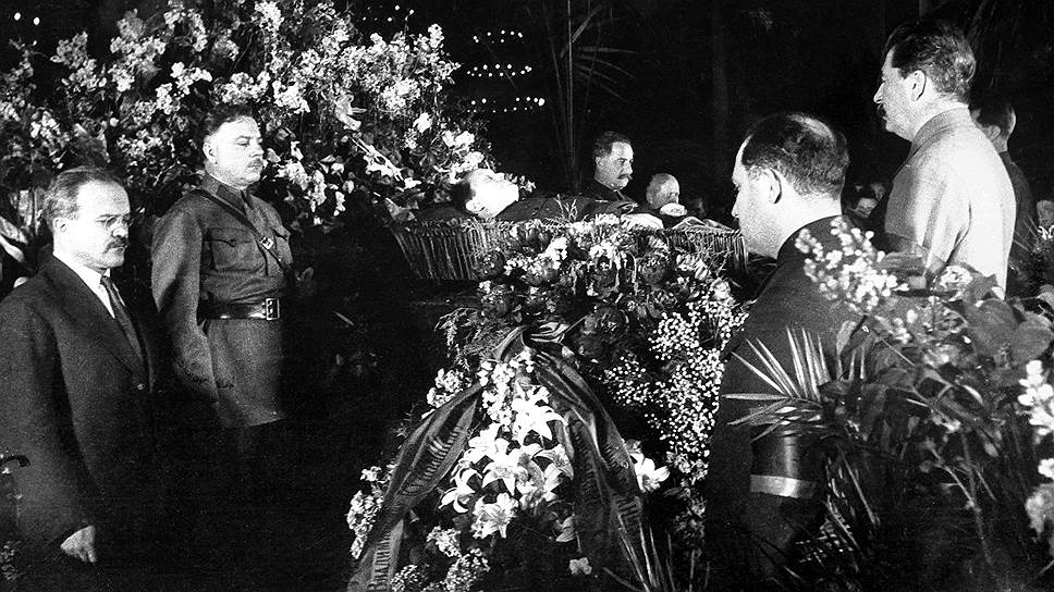 Кремация стала частью советских ВИП-похорон 